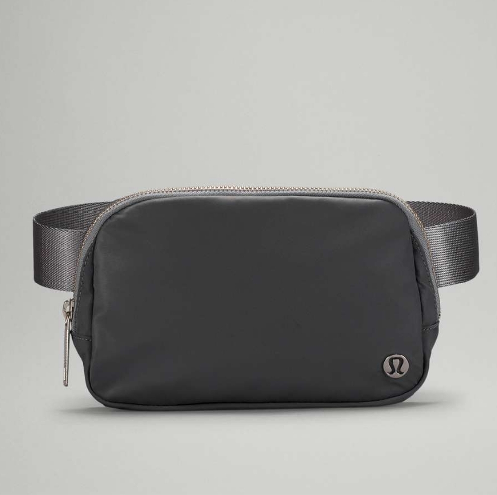 Lululemon belt bag